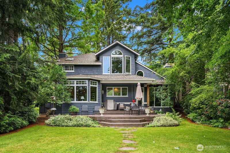2459 215th Avenue SE