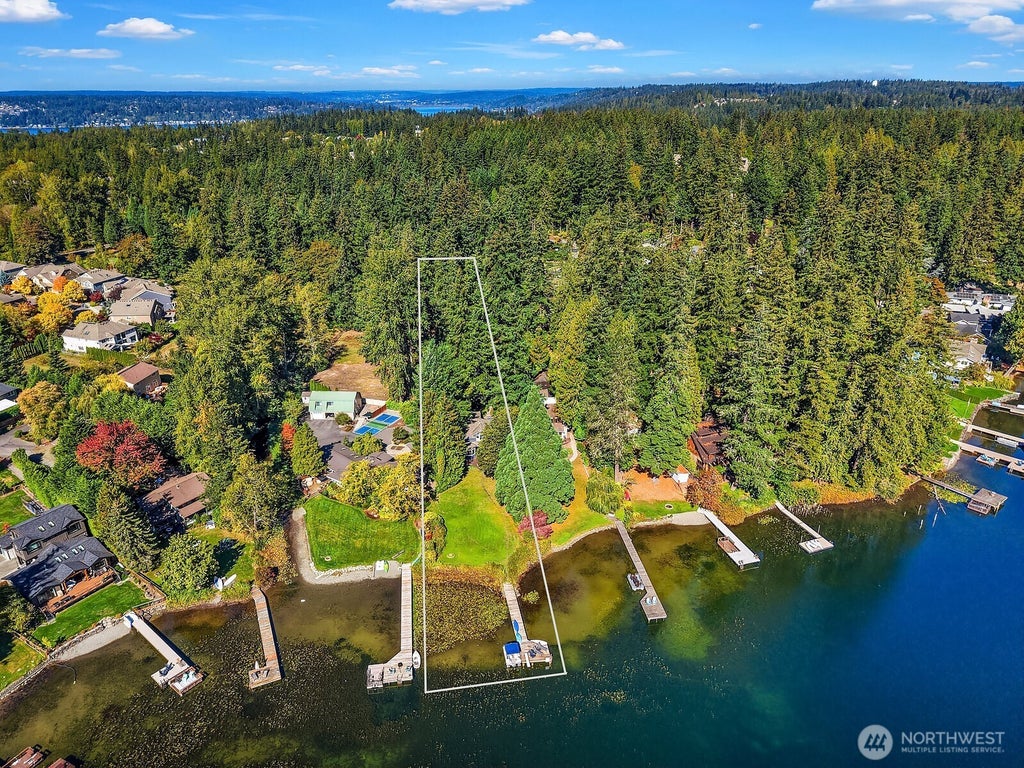 Photo of 2459 215th Avenue SE, Sammamish, WA 98075 (MLS # 2592933)
