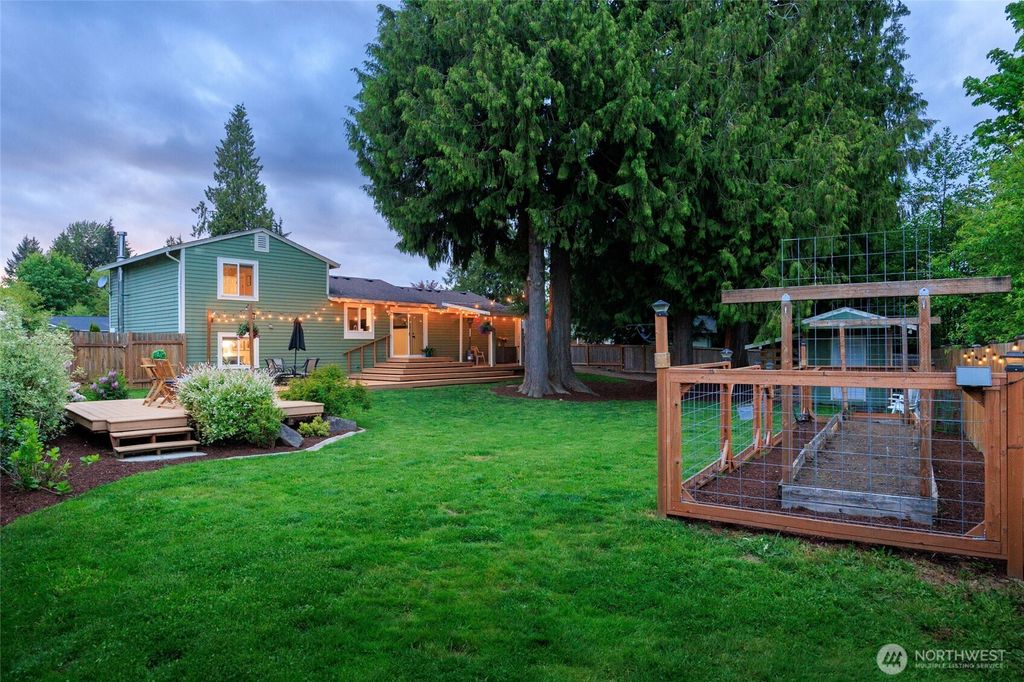 Photo of 12605 58th Avenue SE, Snohomish, WA 98296 (MLS # 2375590)