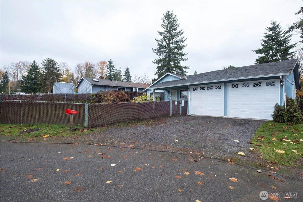 Photo of 8520 9th Place NE, Lake Stevens, WA 98258 (MLS # 2455491)