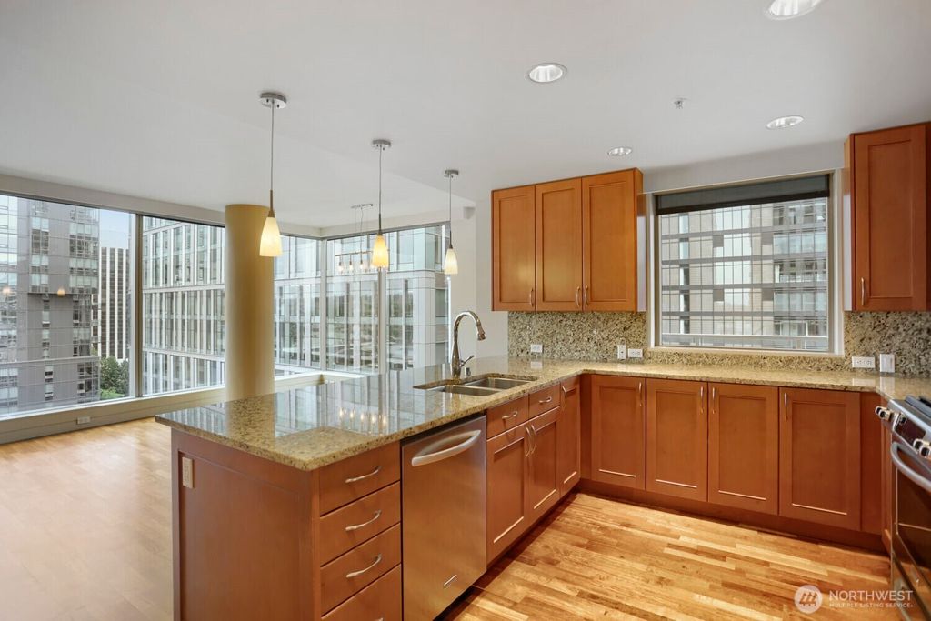 Photo of 10650 NE 9th Place #1520, Bellevue, WA 98004 (MLS # 2532761)