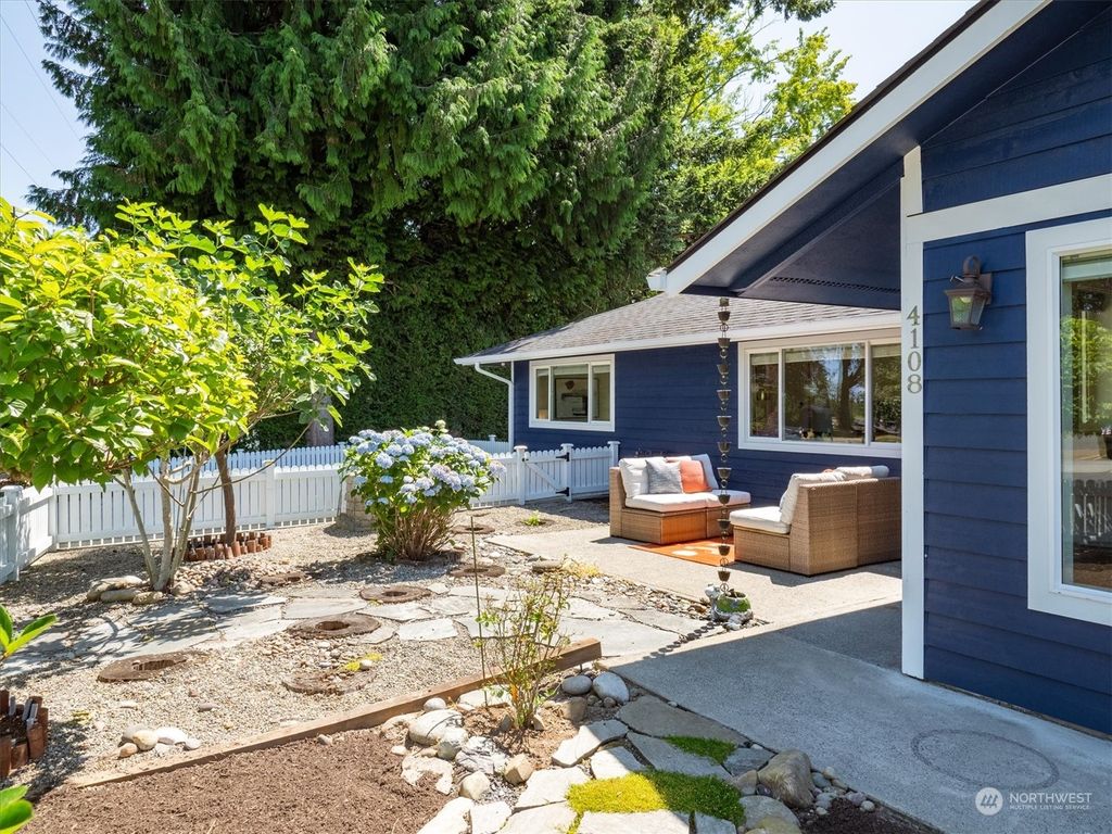 Photo of 4108 222nd Street SW, Mountlake Terrace, WA 98043 (MLS # 2262617)