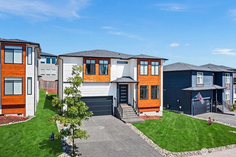 2122 Riverstone Loop