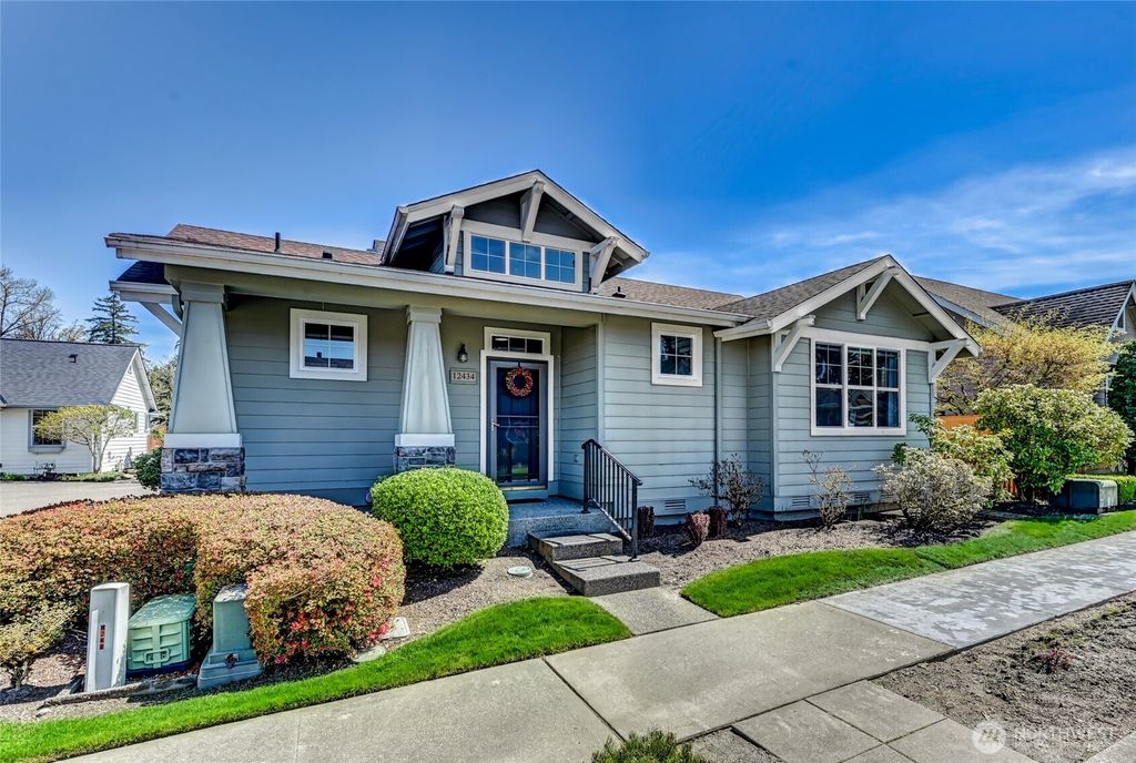 Photo of 12434 232nd Way NE, Redmond, WA 98053 (MLS # 2361654)