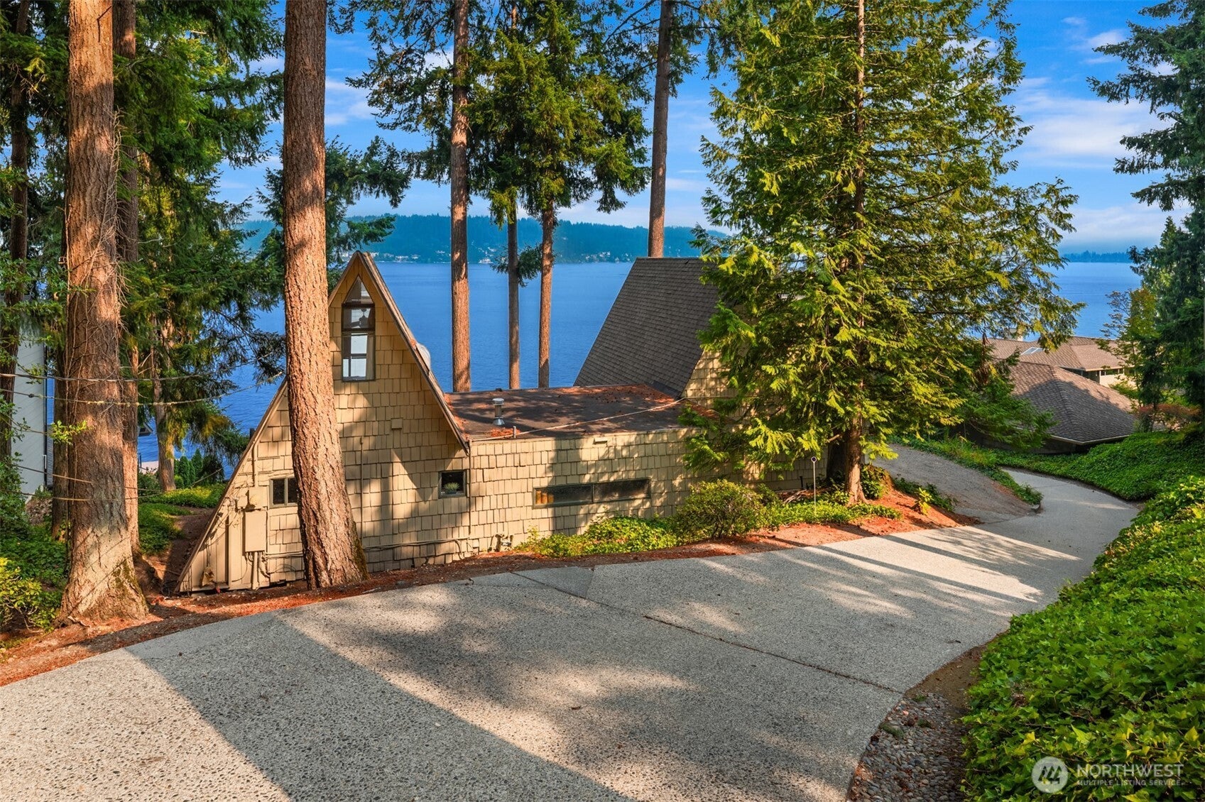 1602 W Lake Sammamish Parkway SE