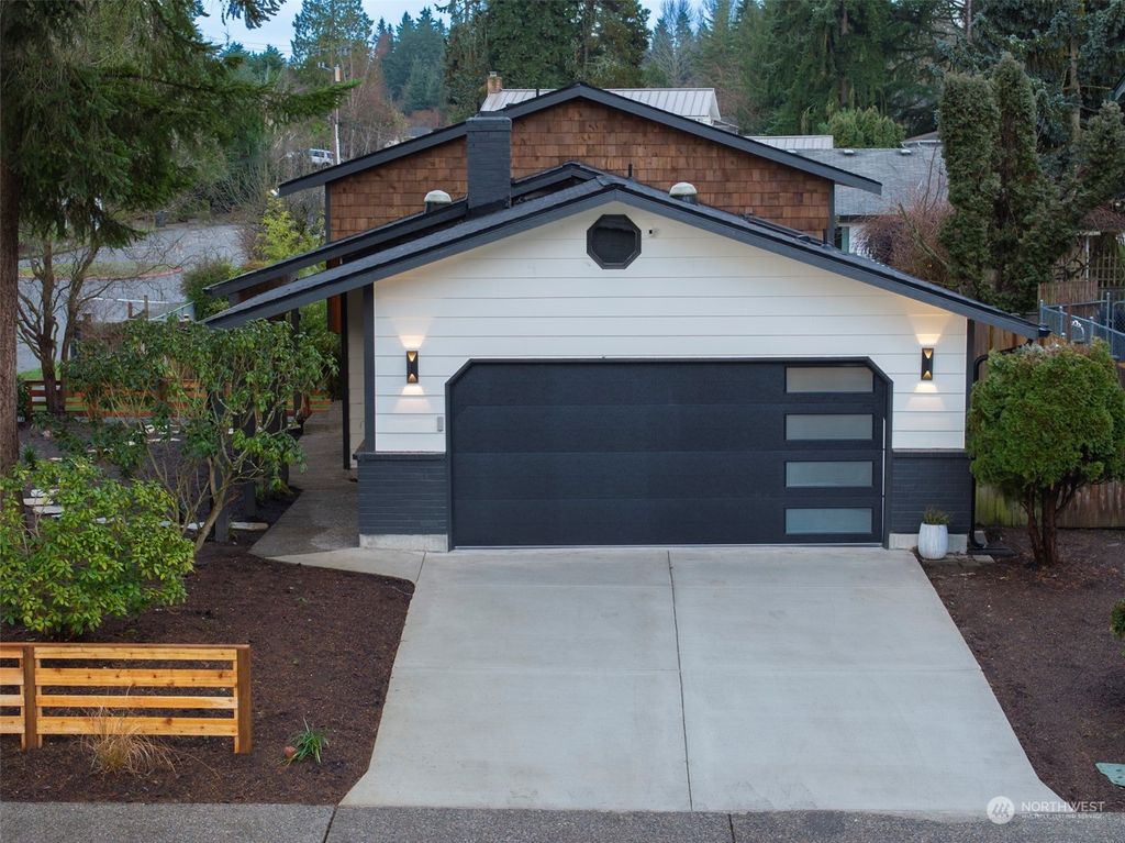 Photo of 5608 169th Place SW, Lynnwood, WA 98037 (MLS # 2190688)