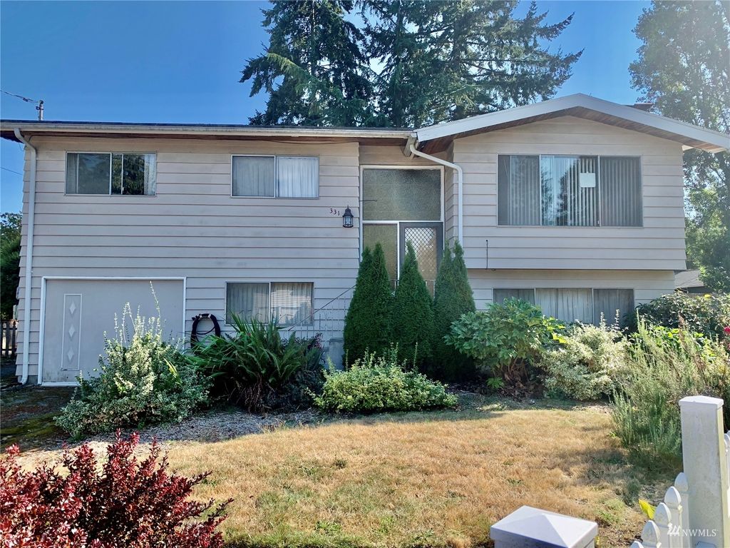 Photo of 331 NW 183rd Street, Shoreline, WA 98177 (MLS # 1993183)