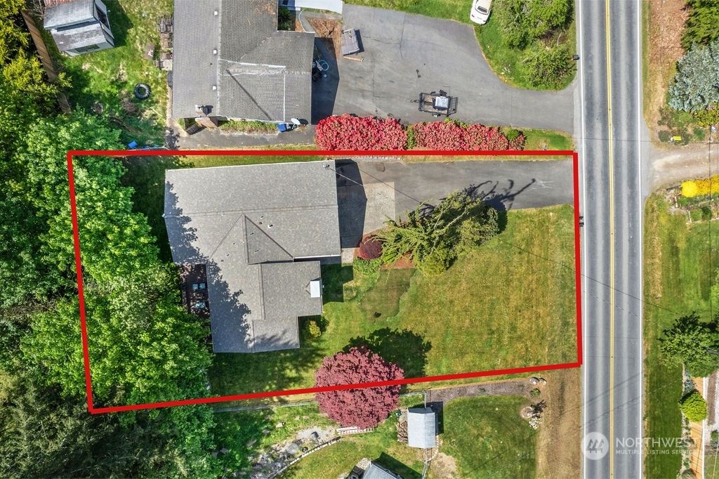 Photo of 13026 Robinhood Lane, Snohomish, WA 98290 (MLS # 2235031)
