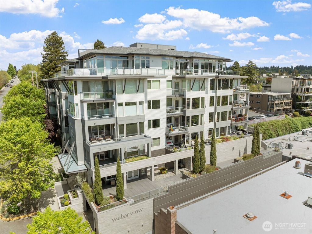 Photo of 220 1st Street #206, Kirkland, WA 98033 (MLS # 2389853)