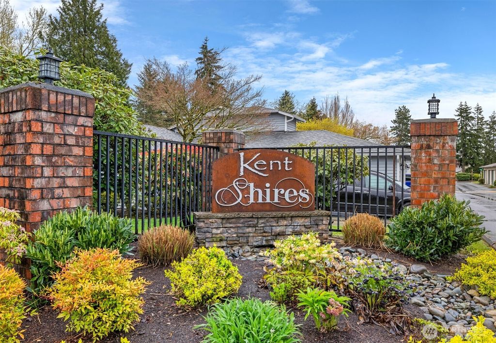 Photo of 24831 110th Place SE #51D, Kent, WA 98030 (MLS # 2384441)