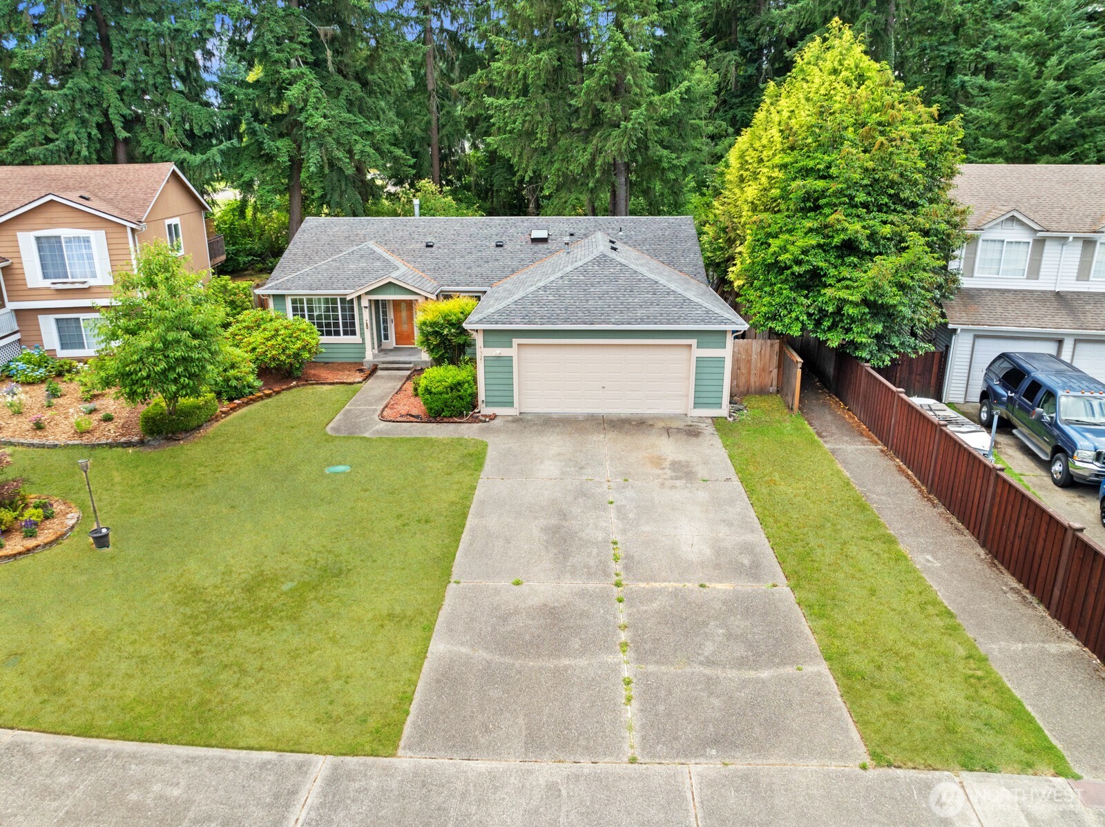 4327 Cedar Court SE