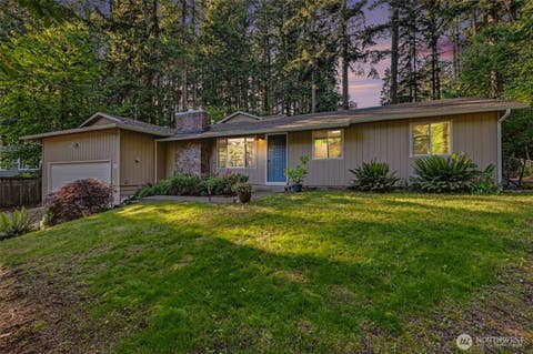 Photo of 18020 SE 146th Street, Renton, WA 98059 (MLS # 2531042)