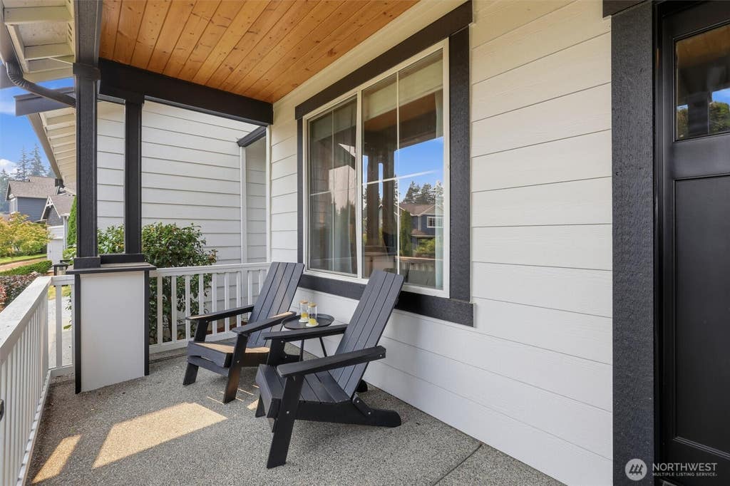 Photo of 21701 8th Avenue SE, Bothell, WA 98021 (MLS # 2564279)