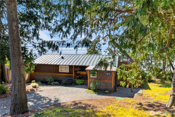 18274 CAPET ZALSILUCE RD, LA CONNER, WA 98257 - Image 82bf5c60feee61ba493d1c07845ec962/2497247003