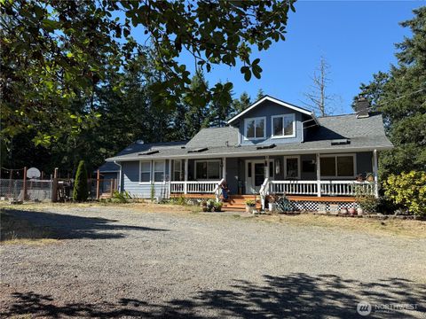 Photo of 1704 S 2nd Street, Shelton, WA 98584 (MLS # 2424880)