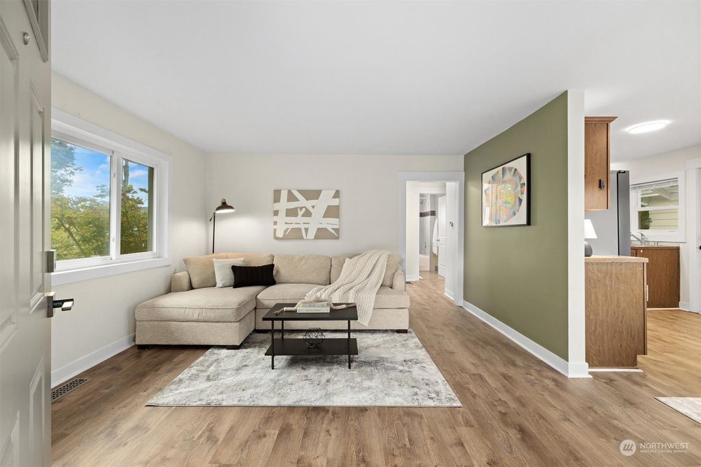 Photo of 7831 46th Avenue S, Seattle, WA 98118 (MLS # 2300645)