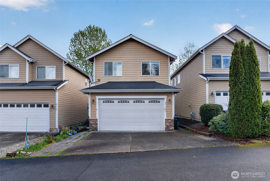 Photo of 27120 105th Place SE Pl, Kent, WA 98030 (MLS # 2510796)