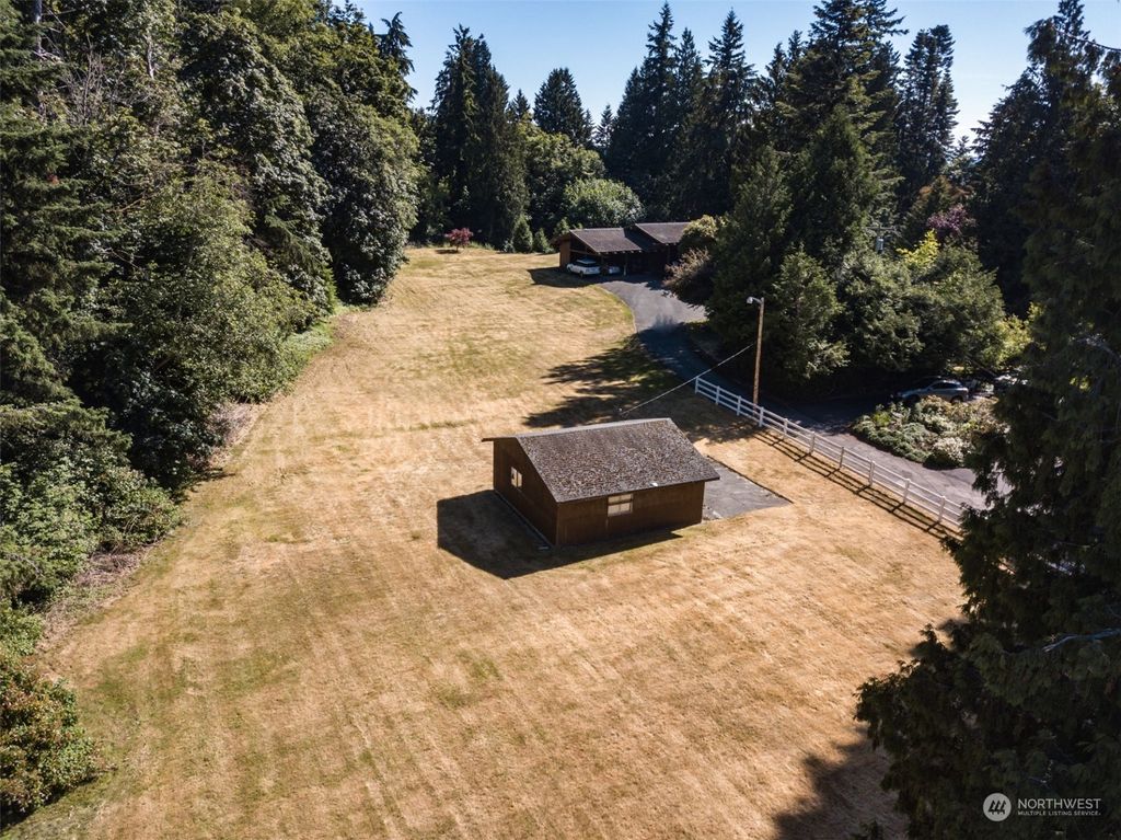 Photo of 18500 High Street, Edmonds, WA 98020 (MLS # 2129721)