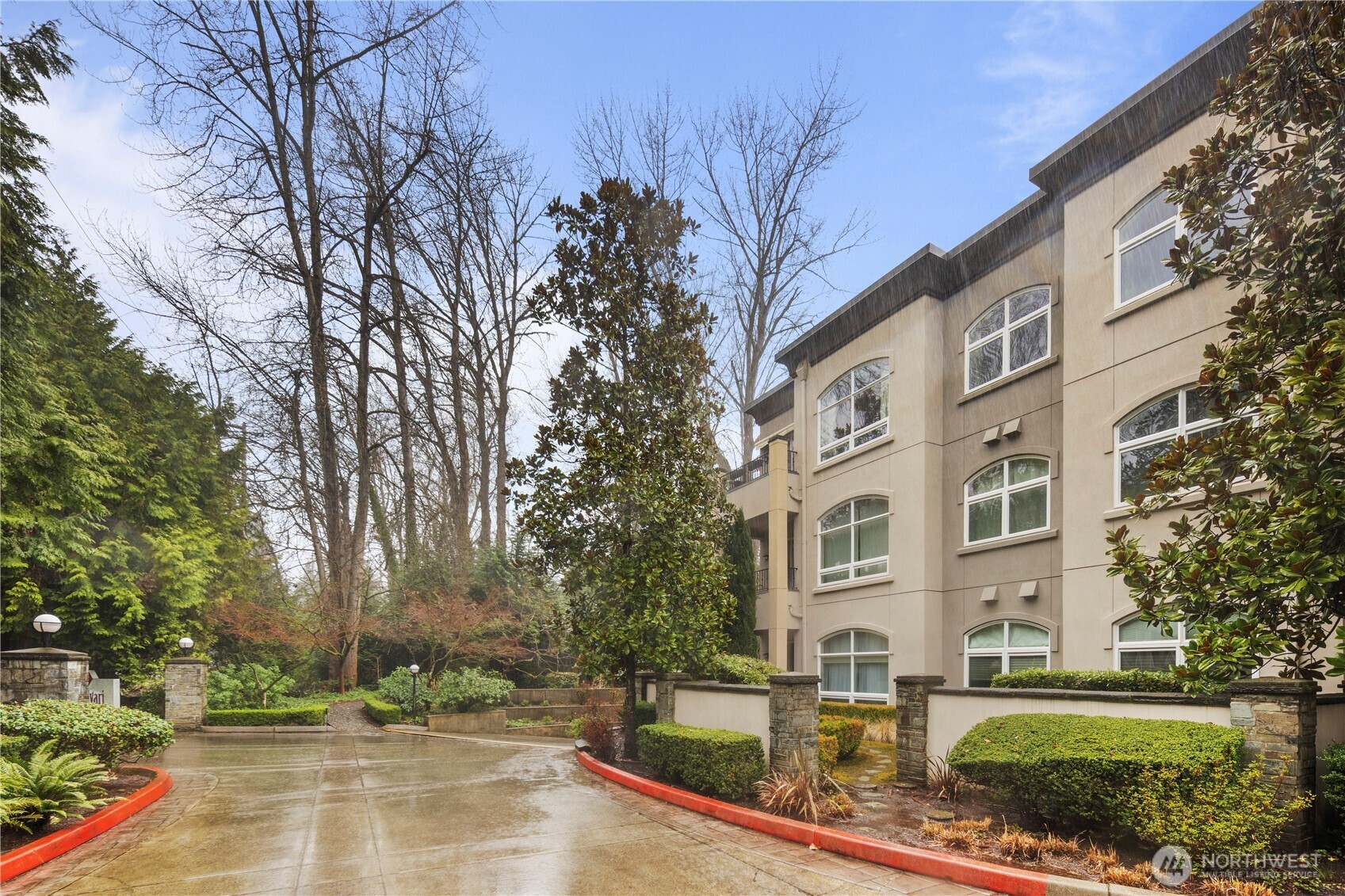 10398 NE 17th Street 305