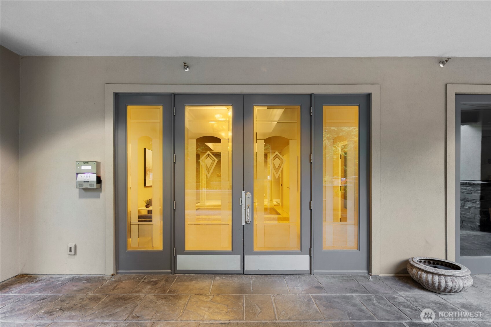 10398 NE 17th Street 305