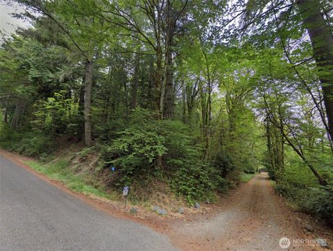 15913 72nd Street SW Longbranch WA 98351