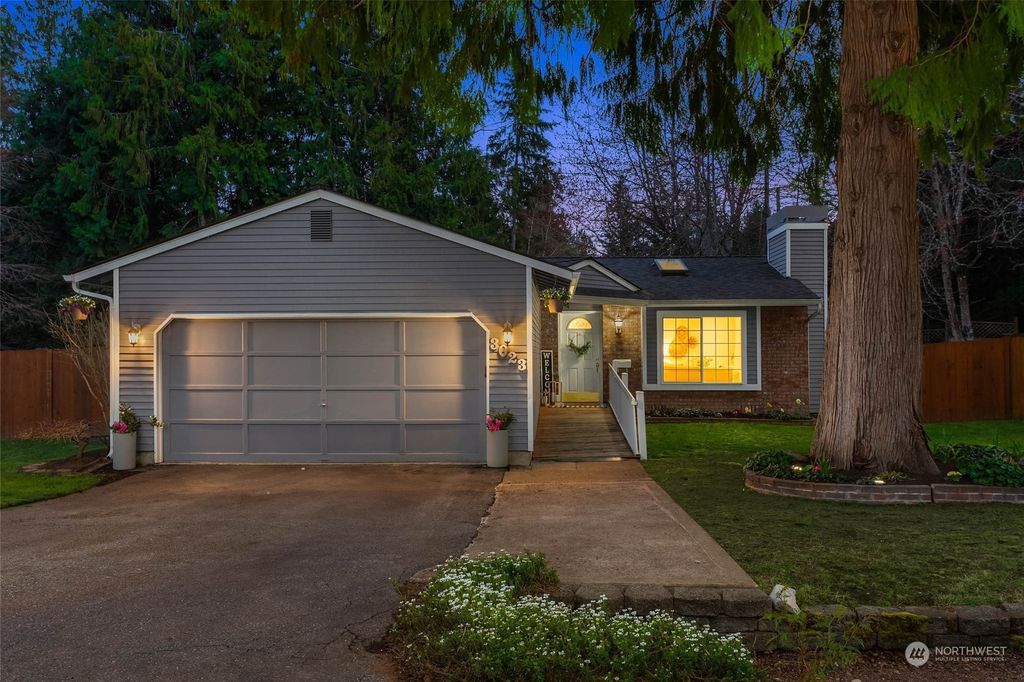 Photo of 3023 229th Place NE, Sammamish, WA 98074 (MLS # 2212660)