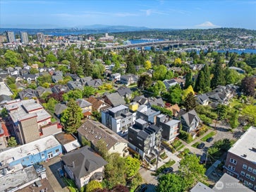 4412 Corliss Avenue N B Seattle WA 98103