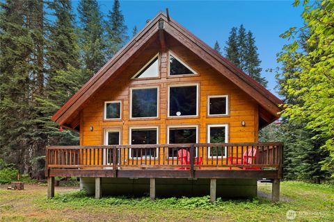 Photo of 42 Gold Creek Ln, Snoqualmie Pass, WA 98068 (MLS # 2531654)