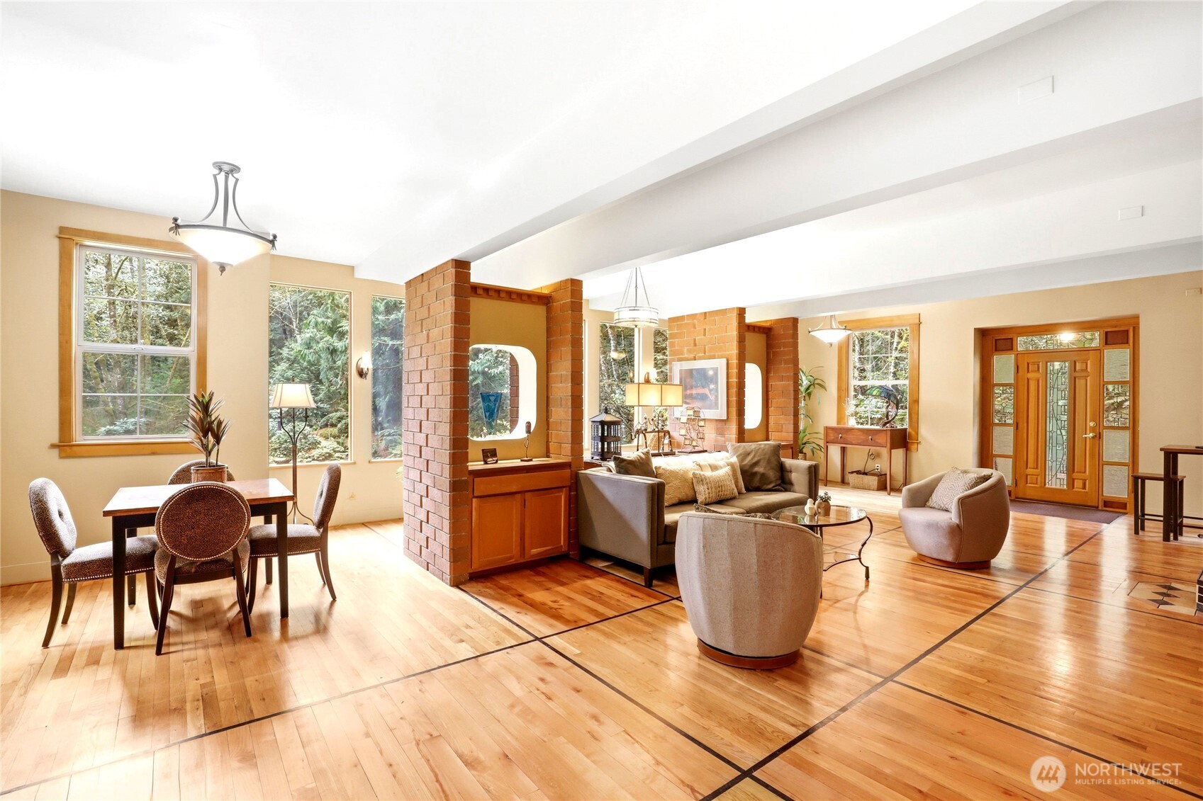 7400 Island Center Road NE