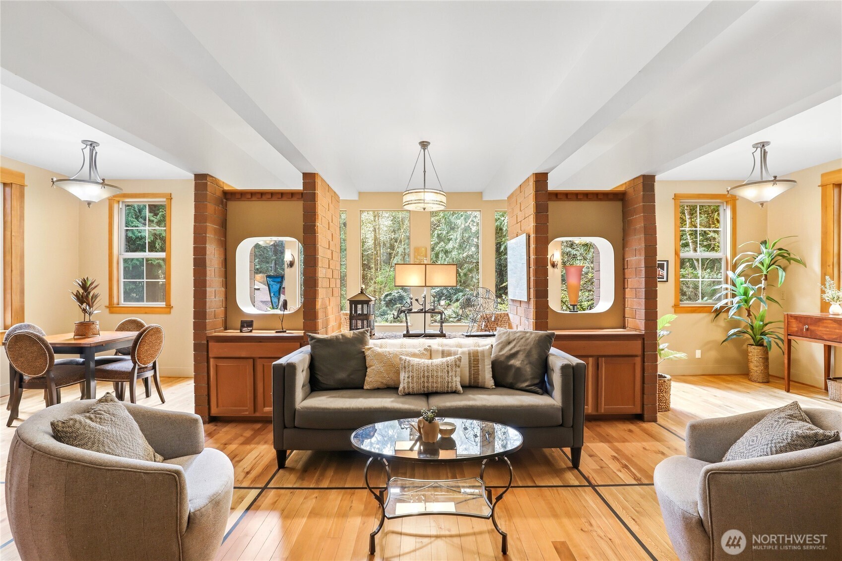 7400 Island Center Road NE