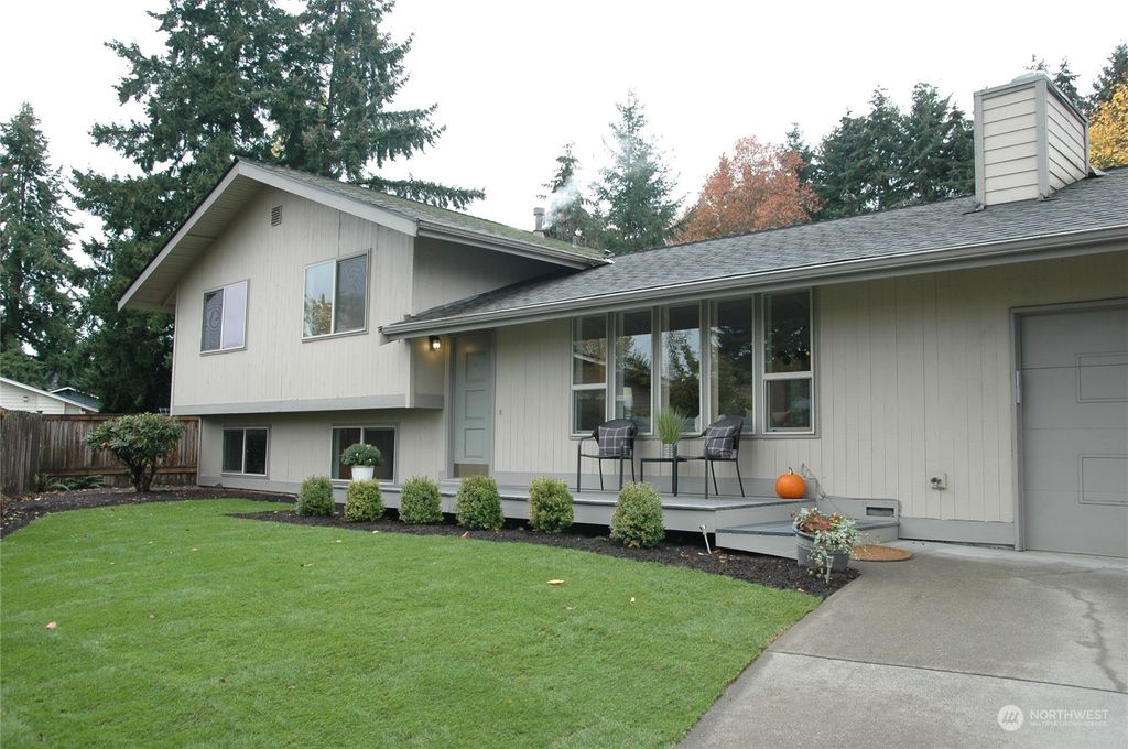 Photo of 14803 NE 61st Way, Redmond, WA 98052 (MLS # 2021970)