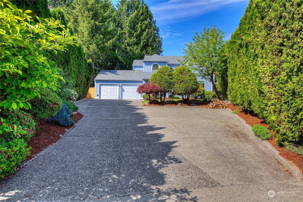 Photo of 13834 SE 271st Street, Kent, WA 98042 (MLS # 2126008)