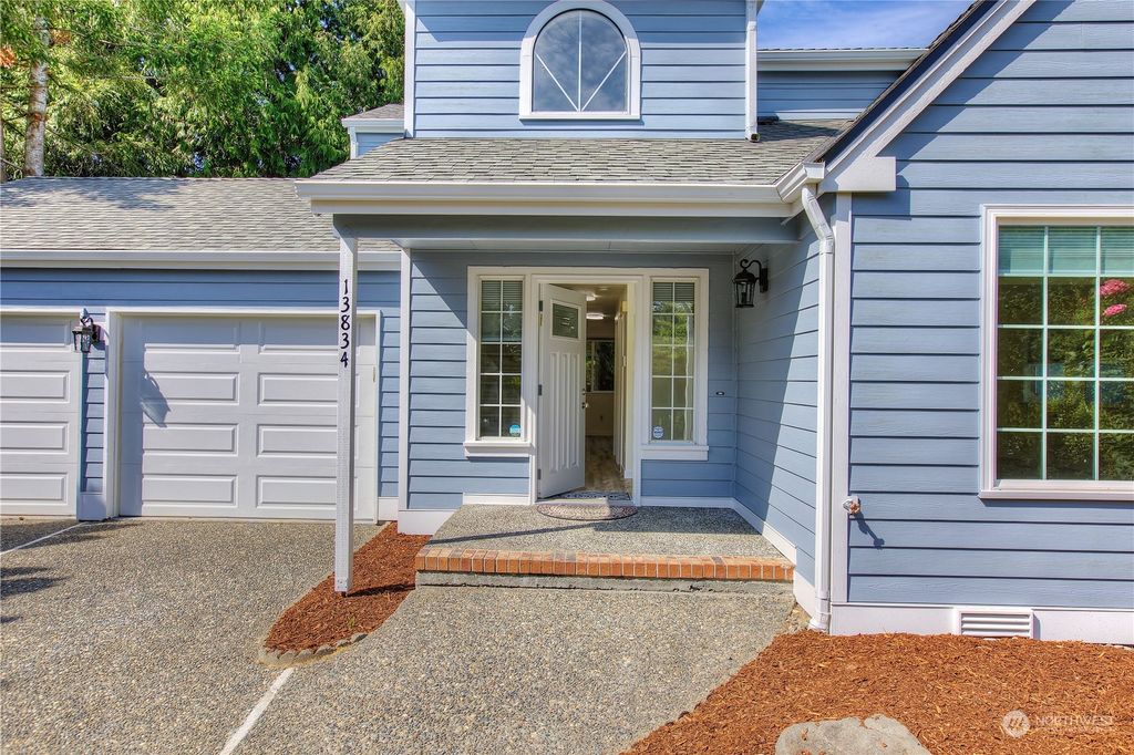 Photo of 13834 SE 271st Street, Kent, WA 98042 (MLS # 2126008)