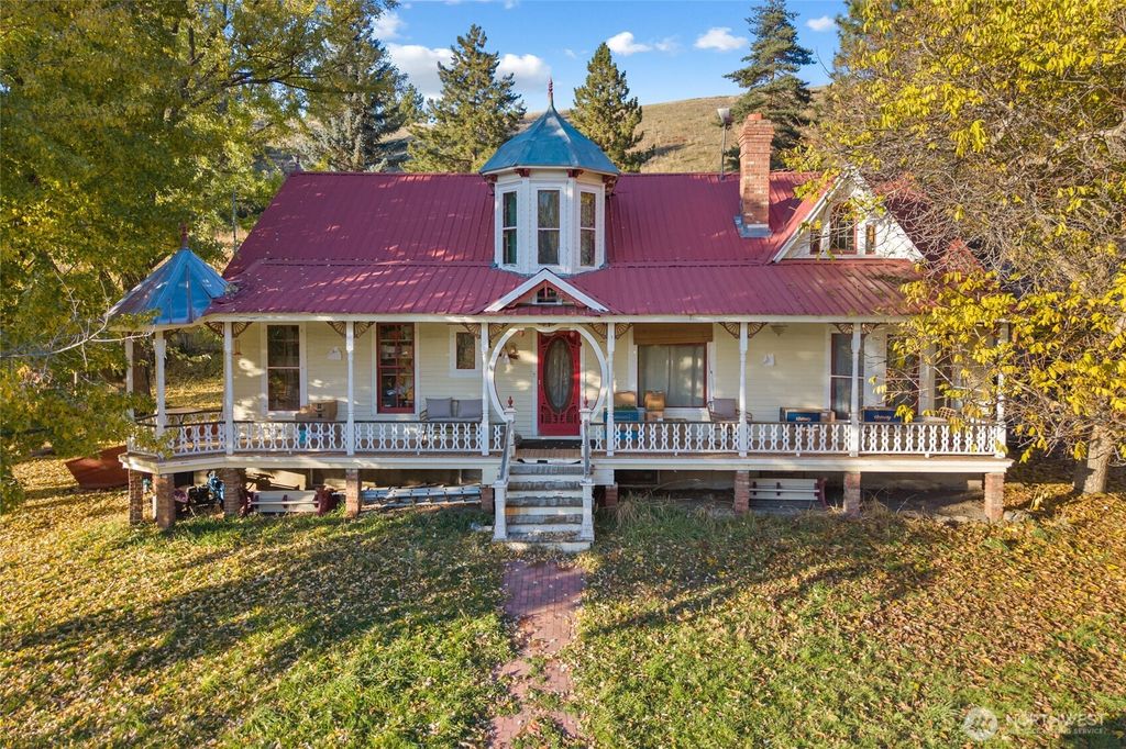 Photo of 25555 Pleasant Valley Rd., Rice, WA 99167 (MLS # 2460388)