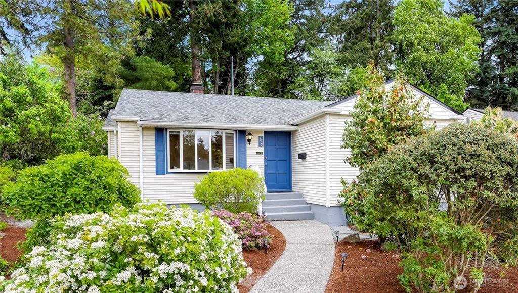 Photo of 3820 47th Avenue SW, Seattle, WA 98116 (MLS # 2363779)