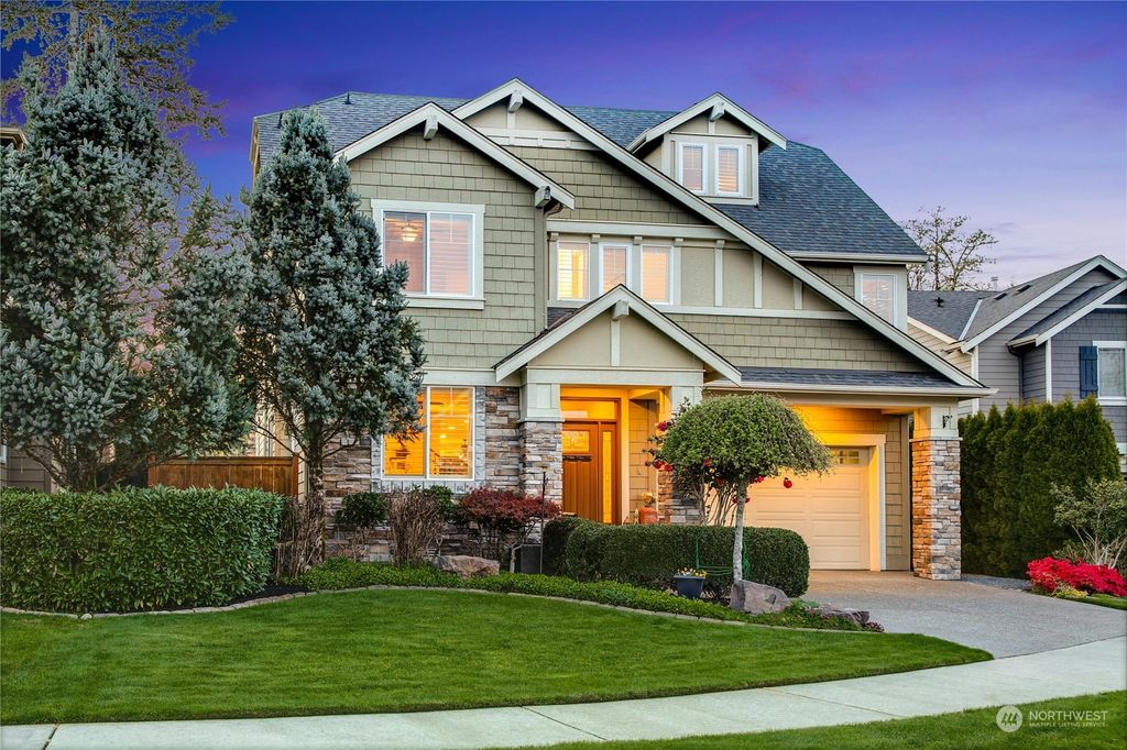 Photo of 1739 271st Avenue SE, Sammamish, WA 98075 (MLS # 2226171)