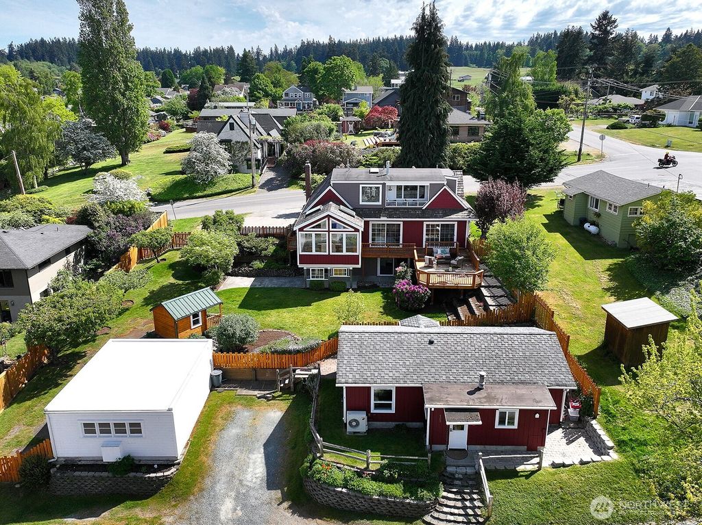 Photo of 428 2nd Street, Langley, WA 98260 (MLS # 2525341)