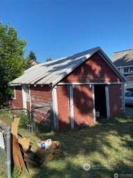 200 E Arizona Avenue