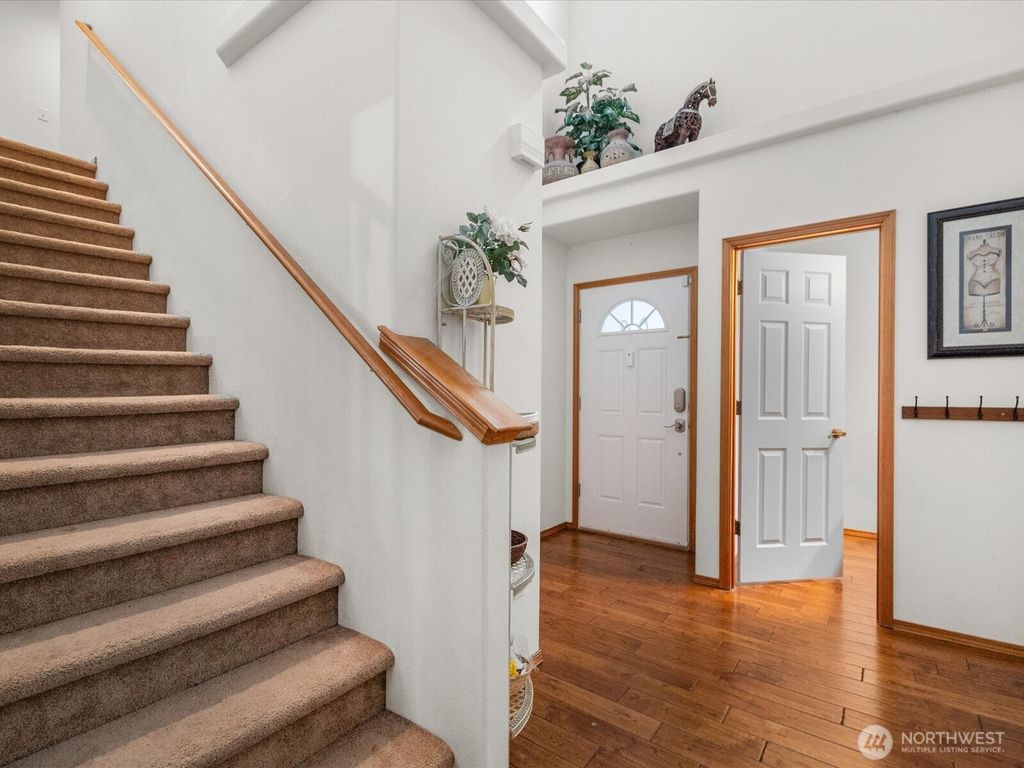 Photo of 1229 126th St SW St, Everett, WA 98204 (MLS # 2456018)