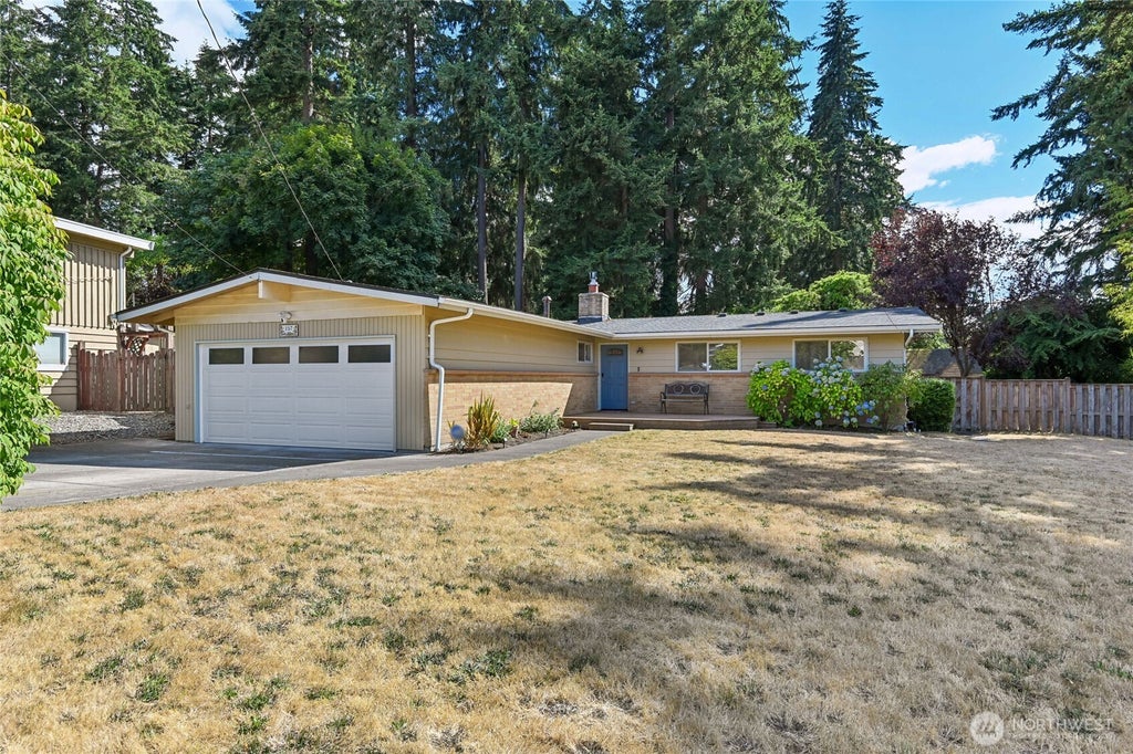 Photo of 157 SW 313th Street, Federal Way, WA 98023 (MLS # 2572041)