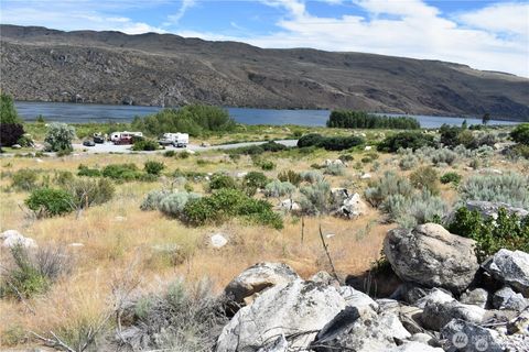 Photo of 0 Lot 4 Lone Coyote, Pateros, WA 98846 (MLS # 2401701)