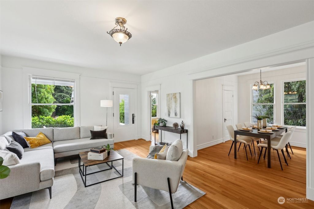 Photo of 5711 18th Avenue NE, Seattle, WA 98105 (MLS # 2263745)