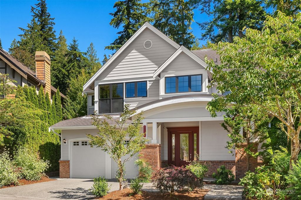 Photo of 2933 NE Dayton Court, Issaquah, WA 98029 (MLS # 2274855)
