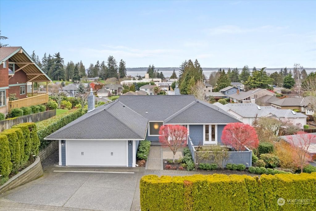 Photo of 657 9th Avenue N, Edmonds, WA 98020 (MLS # 2036984)