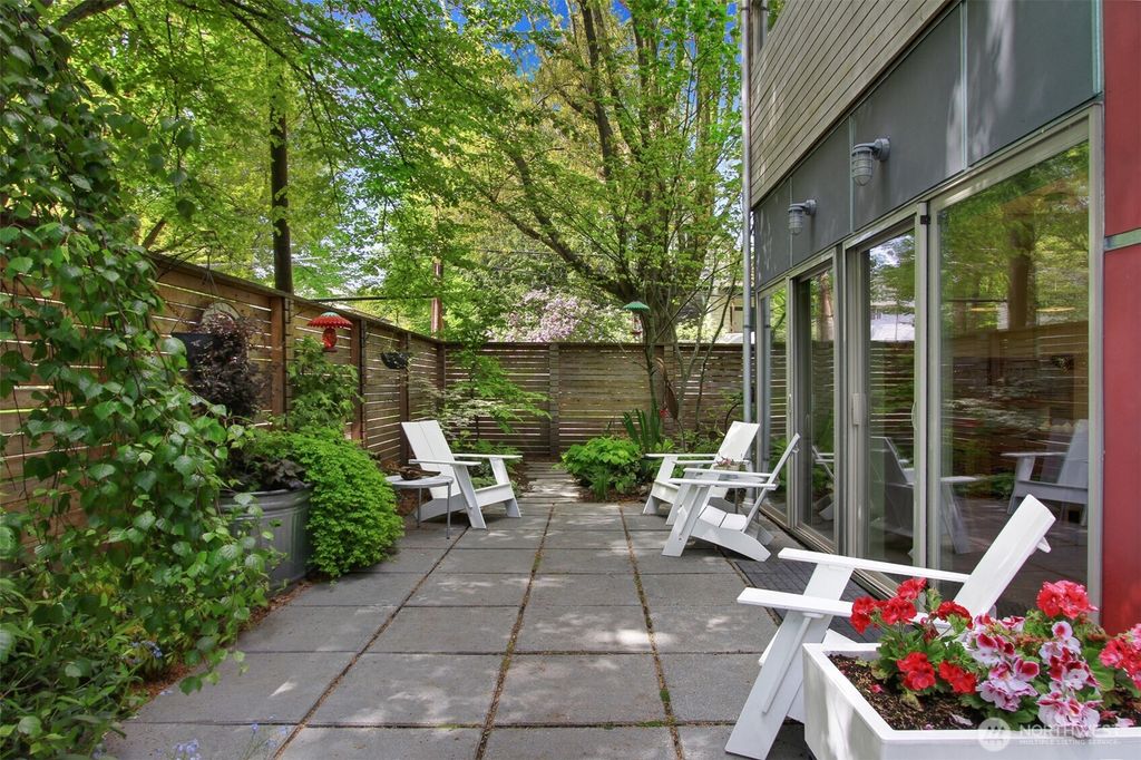Photo of 436 26th Avenue S, Seattle, WA 98144 (MLS # 2399126)