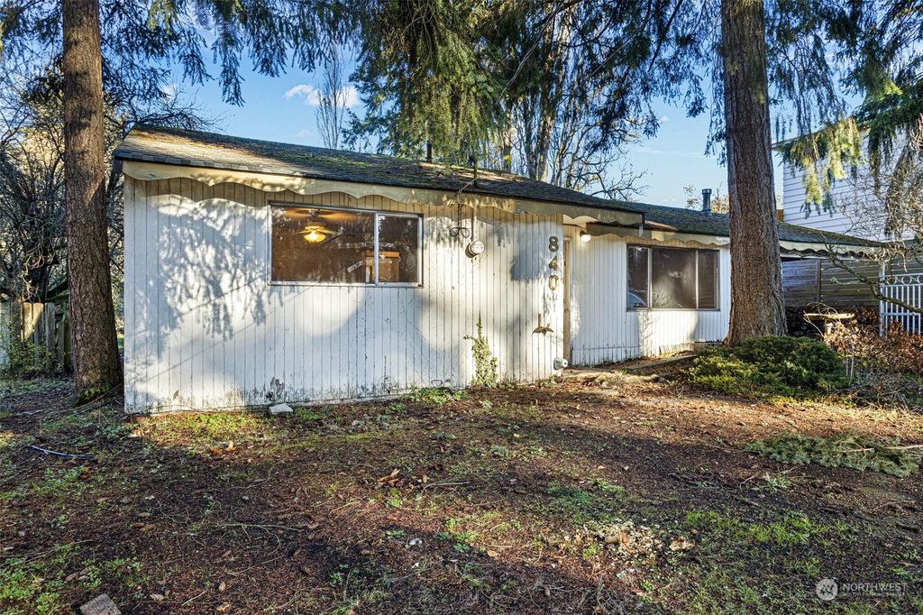 Photo of 840 SW 306th St St, Federal Way, WA 98023 (MLS # 2315694)