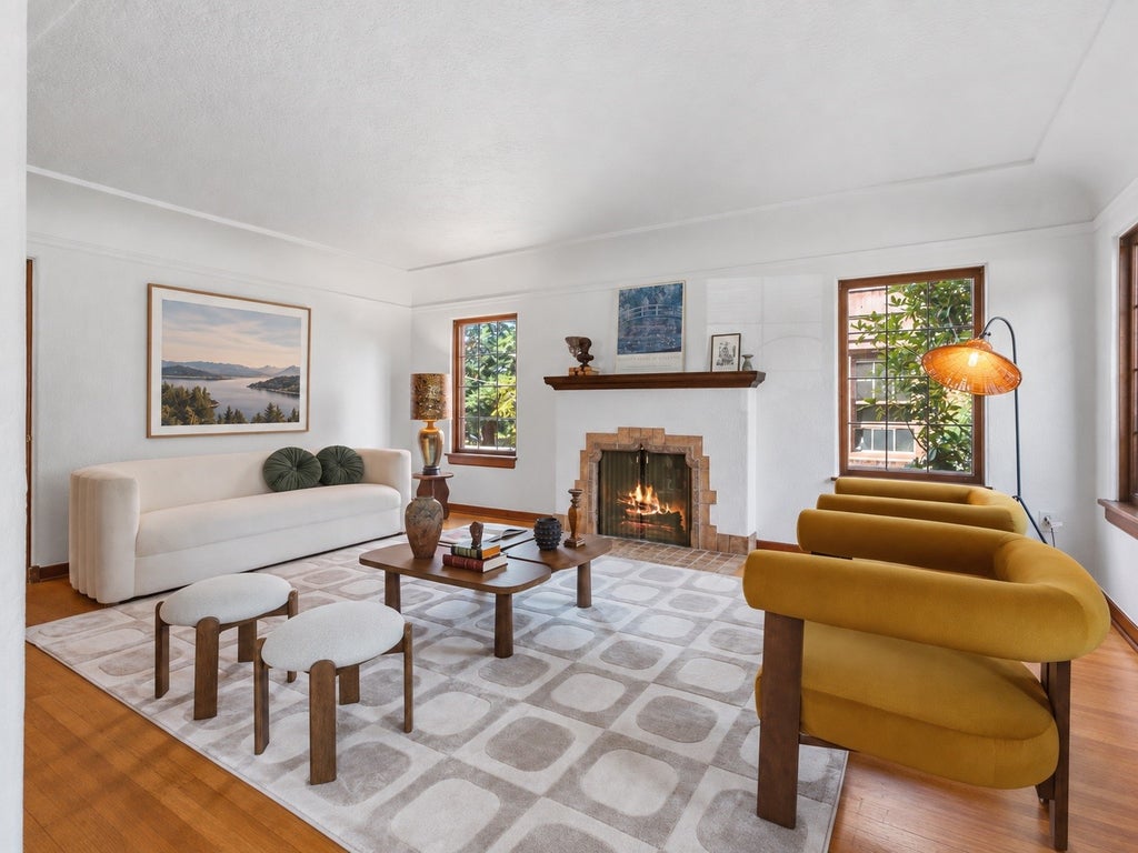 Photo of 843 NE 81st Street, Seattle, WA 98115 (MLS # 2579327)