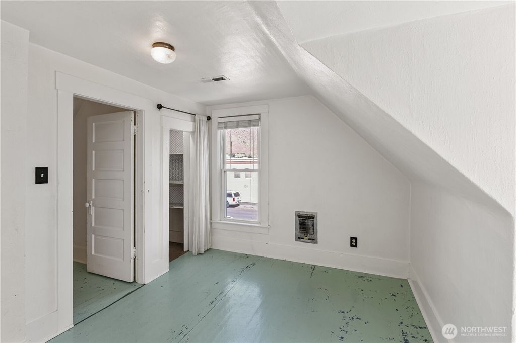 listing image 9365469057329345960