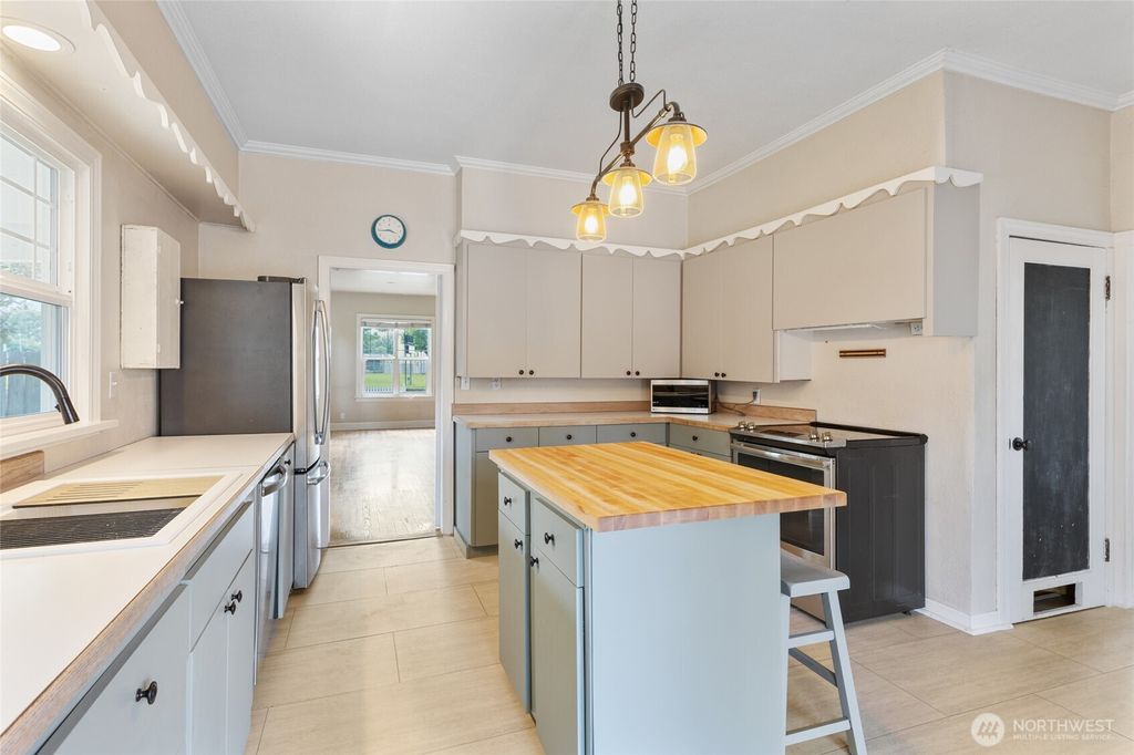listing image 9363470305433085709