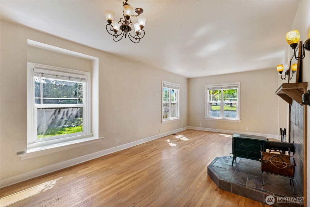 listing image 9368747833012952943